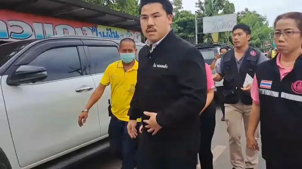 หดหู่! รวบพ่อตีนโหด กระทืบลูกไม่ยั้ง โมโหเมียหาเงินมาให้เล่นสล็อตไม่ได้