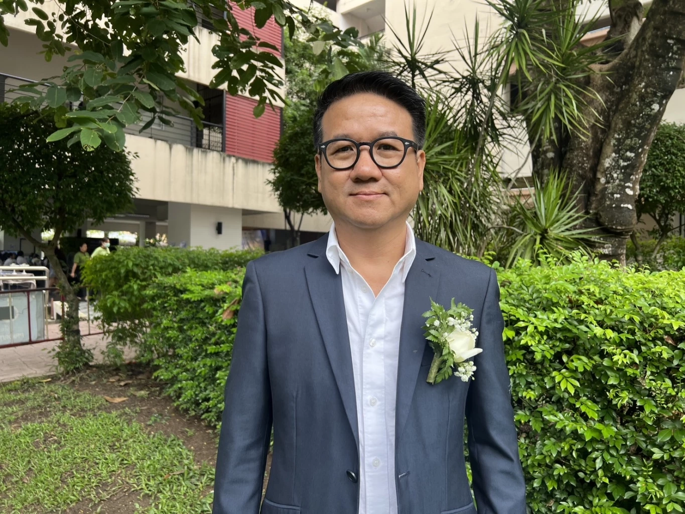 นายธนิต ชุมแสง นายกสมาคมร้านอาหาร สถานบันเทิงเชียงใหม่