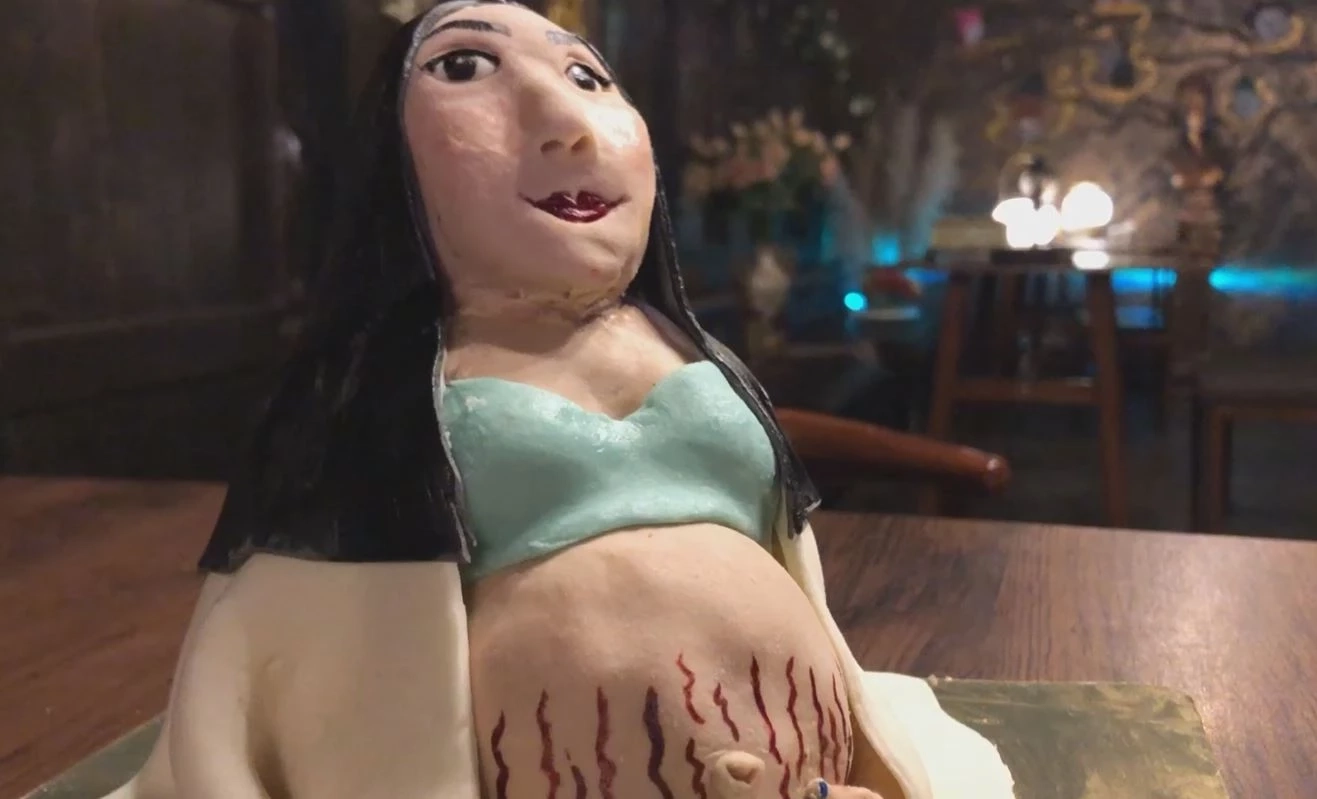 เปิดที่มาไอเดีย เค้กวันแม่ รูปสาวอุ้มท้อง ร้านดัง กับความหมายดีๆ