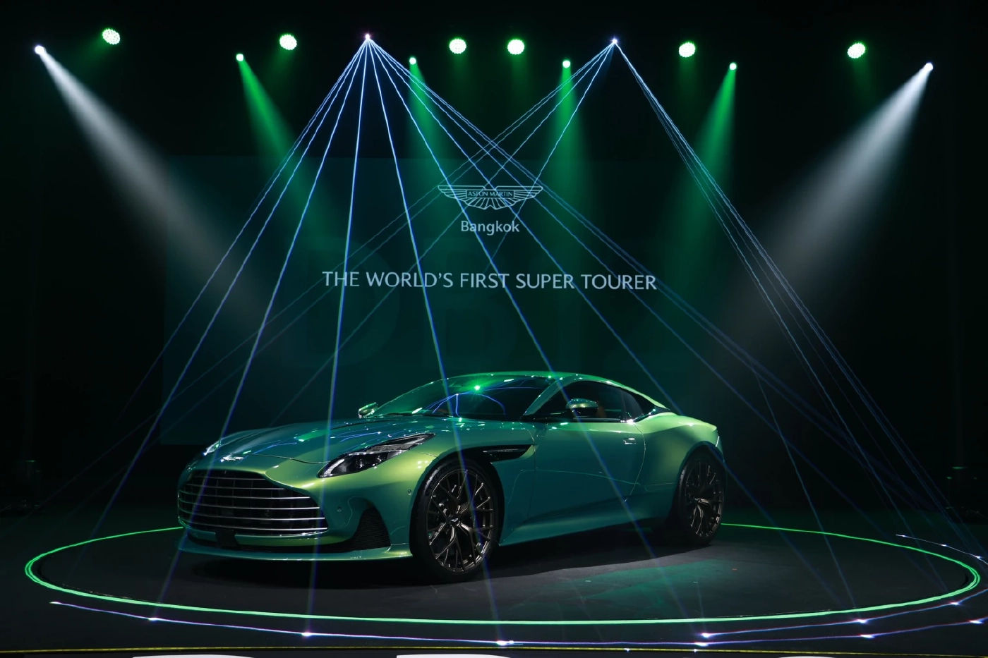 เปิดสเปก แอสตัน มาร์ติน ‘DB12’ ซูเปอร์คาร์สุดหรู 21.9 ล้าน