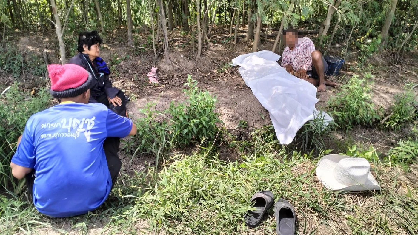 สลด! หนุ่มสุพรรณ "เผาซังข้าว" สำลักควันดับคาทุ่งนา ทั้งที่มีการรณรงค์ห้าม