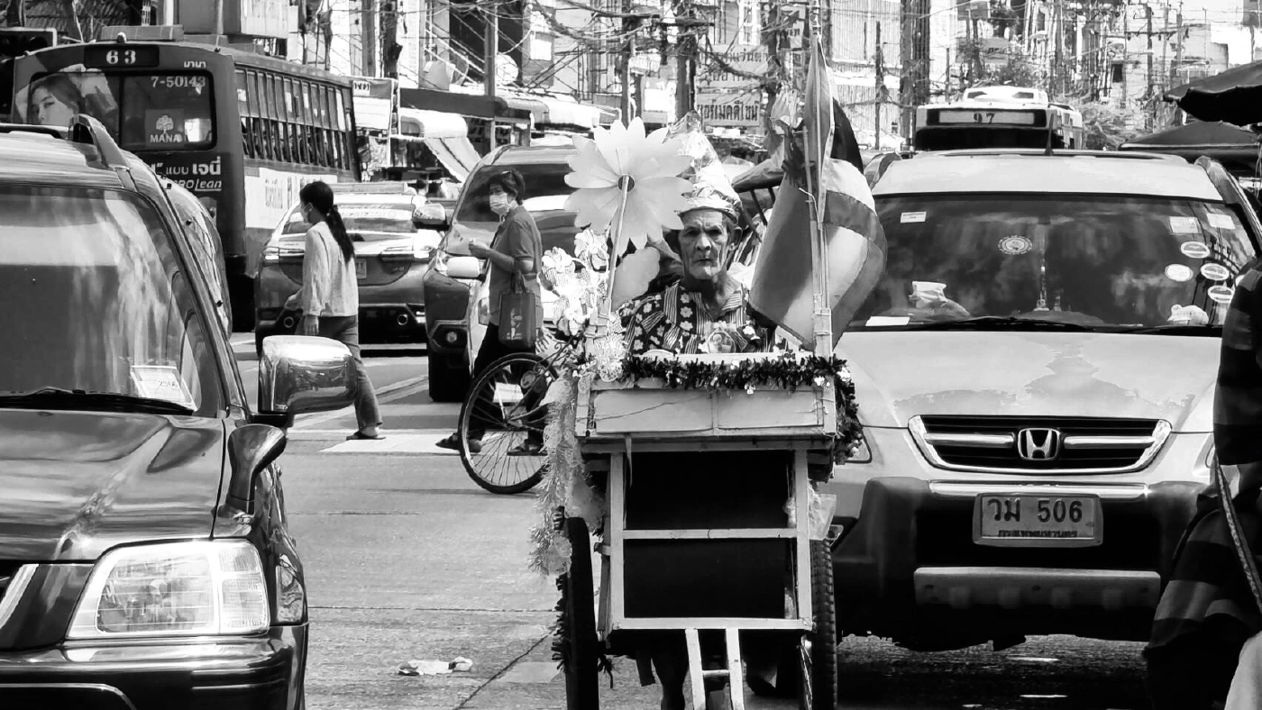 สุดเศร้า "ป้าต้อย เมืองนนท์" เสียชีวิตแล้ว ปิดตำนานขนมใส่ไส้ คนดังเมืองนนท์