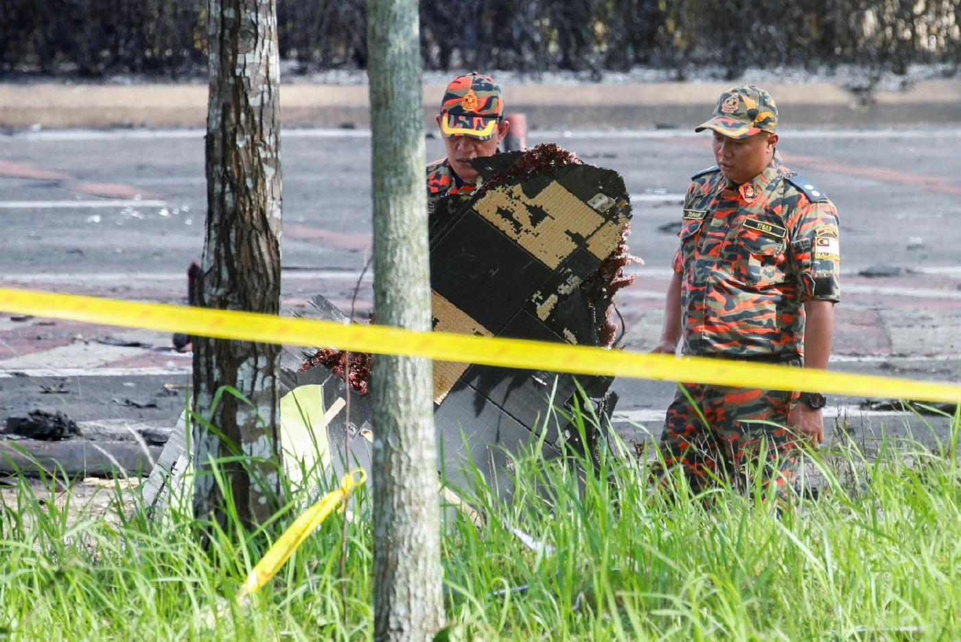 เครื่องบินเล็กตกลงกลางถนนในมาเลเซีย ดับ 10 ราย