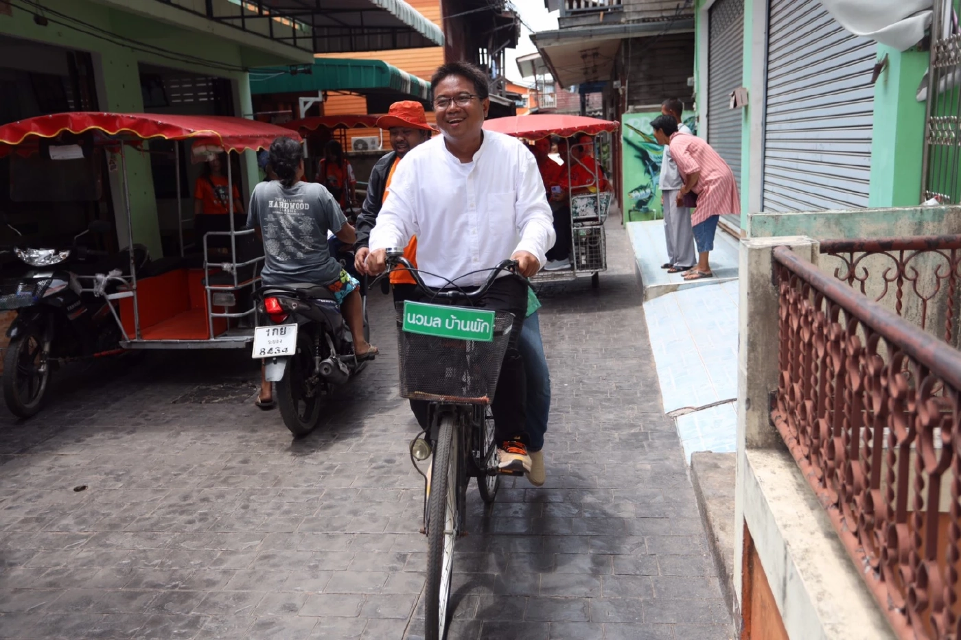 พงศธร ผู้สมัครสส.พรรคก้าวไกล หมายเลข 1