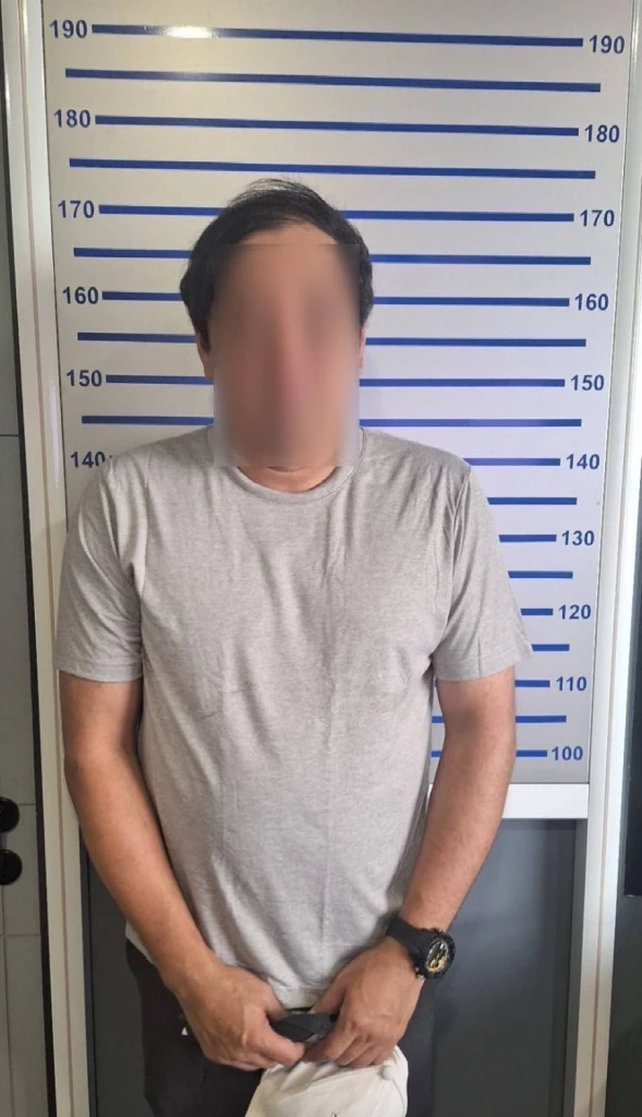 จับแล้วหนุ่มหื่น สไลด์หนอนโชว์เด็ก ม.2 เจ้าตัวสำนึกผิด ยกมือขอโทษเหยื่อ