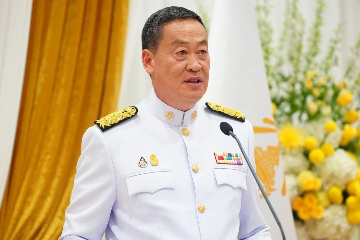 เปิดประวัติ พักตร์พิไล ทวีสิน หรือ "หมออ้อม" ภริยานายกฯ คนใหม่ของไทย 