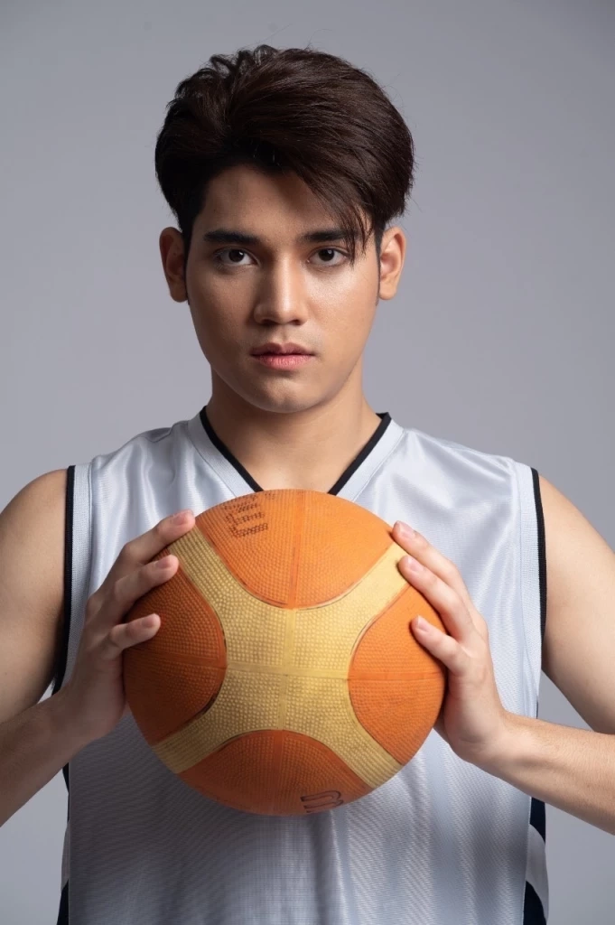 ยังไงกันเนี่ย “ยุ้ย ญาติเยอะ” เปิดตัวลูกชายอีกคน แฟนคลับงงแอบไปมีตอนไหน