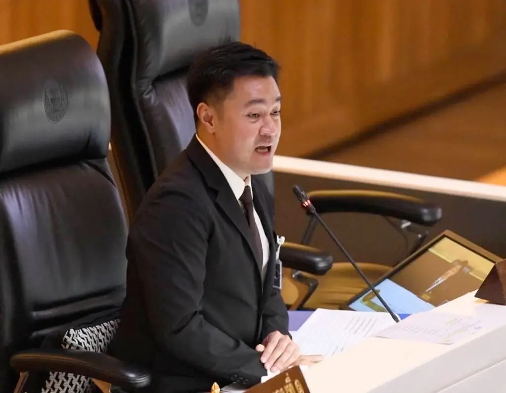 เสี่ยงติดคุกตลอดชีวิต "คริส" ระบุ พี่อ๋องซวยแล้ว ใช้งบรับรองเลี้ยงหมูกระทะ