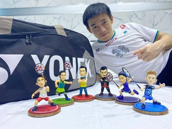 รู้จัก "วิว" กุลวุฒิ วิทิตศานต์ ดีกรีแชมป์แบดมินตันมือ 3 ของโลก คนล่าสุด