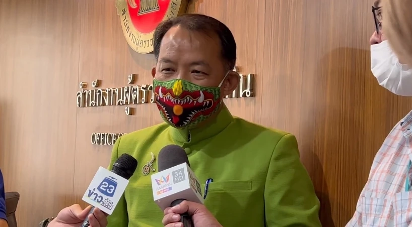 "ศรีสุวรรณ" ร้อง ผู้ตรวจการแผ่นดิน สอบจนท.รัฐ ดูแล "นช.ทักษิณ" ดั่งเทวดา