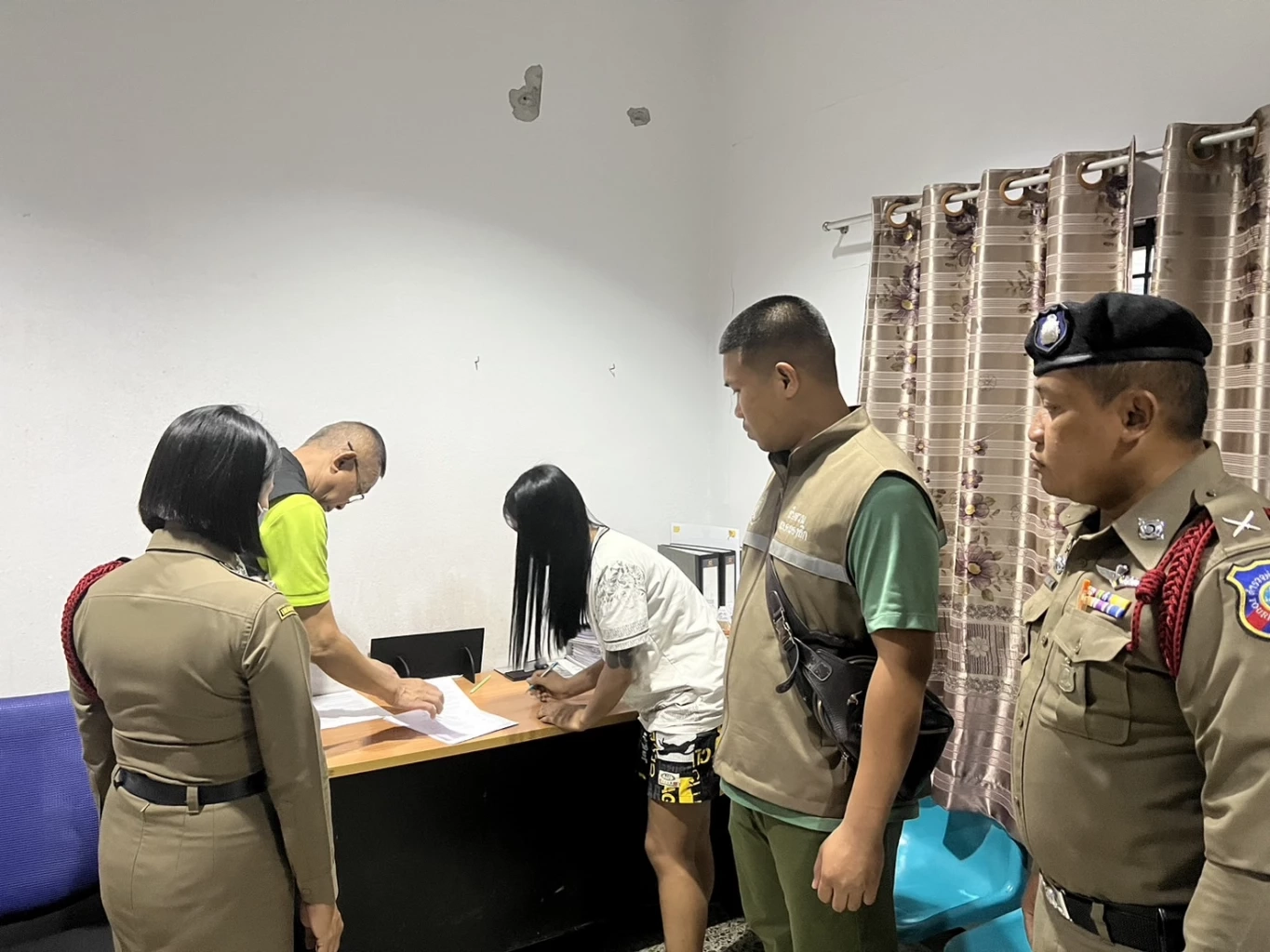 "บิ๊กโจ๊ก" บินไปกัมพูชา ไล่ล่าแก๊งคอลเซ็นเตอร์ ต้นเหตุคดีตายยกครัว