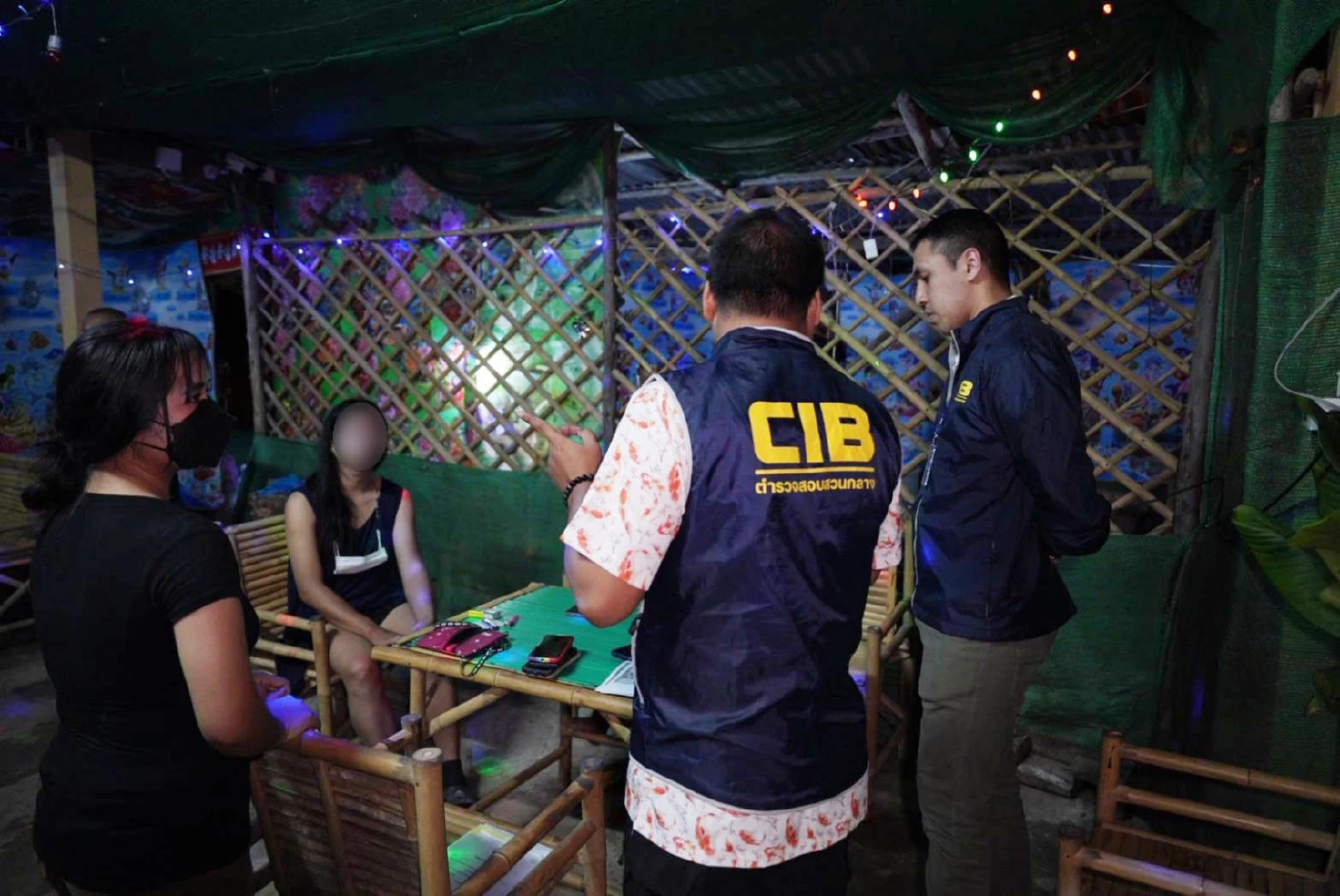 ปคม. วางแผนบุกจับร้านคาราโอเกะบุรีรัมย์ค้ากามเด็กสาว พบเหยื่อวัยเพียง14