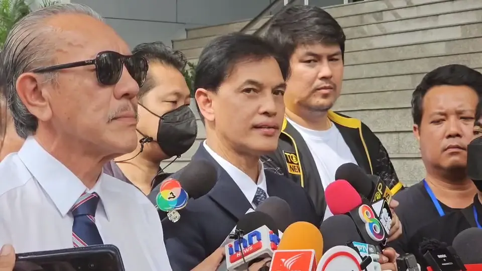 ‘ชูวิทย์’ บุก ป.ป.ช. กล่าวโทษจนท.ที่ดิน เอื้อประโยชน์ แสนสิริ-คนขายที่ดิน