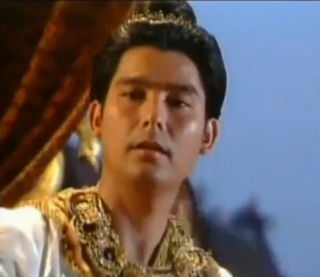 เปิดประวัติ "เด็จพี่-พร้อมพงศ์" ในวันที่คัมแบ็ก