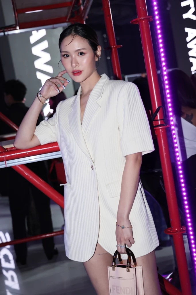 ส่องเหล่าคนดังตัวท็อปร่วมงานปาร์ตี้ “Central Beauty Awards 2023”