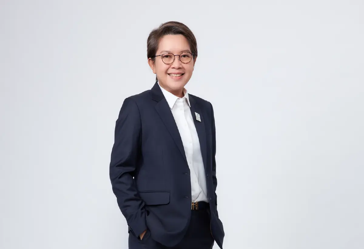 นางสาวนารถนารี รัฐปัตย์ กรรมการผู้จัดการ SME D Bank