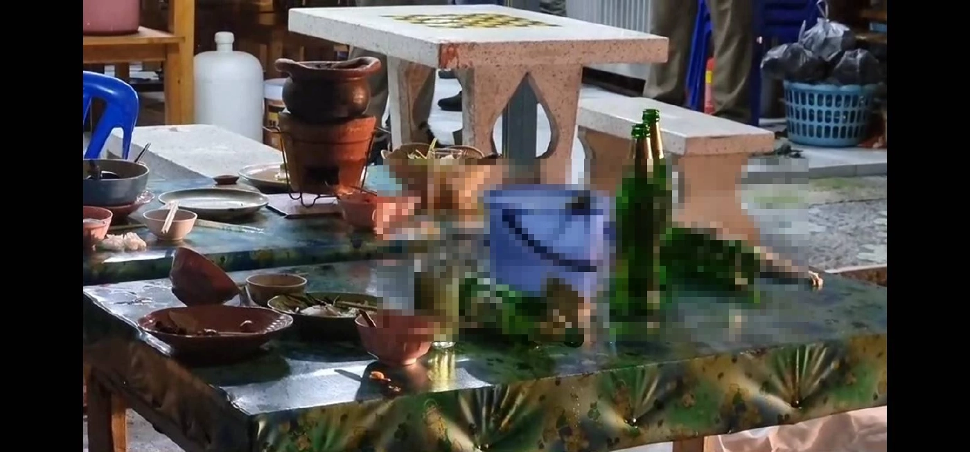 สุดโหด! สาวปั๊มน้ำมัน ถูกอดีตแฟนหนุ่ม กระหน่ำแทงยับ ดับคาวงจิ้มจุ่ม