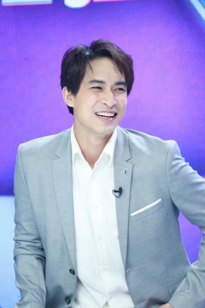 “หมอก้อง” สองบทบาทในชีวิต เปิดมุมหน้าที่อาชีพหมอที่หลายคนอาจจะยังไม่รู้