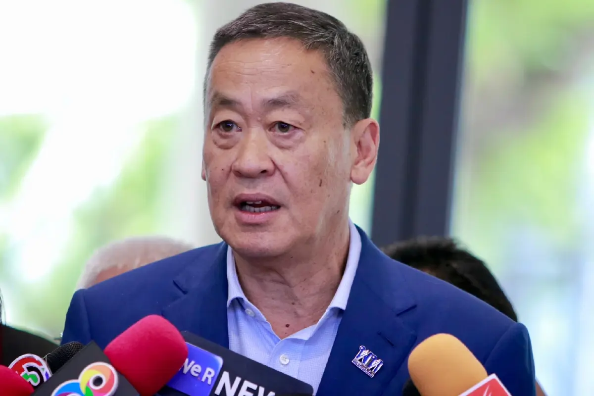 สุญญากาศโรคเลื่อน! จับตาเก้าอี้ "นายกฯ" เคลื่อนสู่พรรค "ลุง"