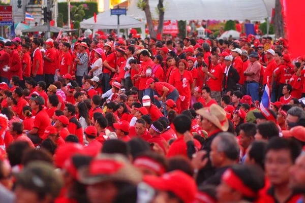 เดินหน้าปรองดอง! รทสช. แจง ร่วมรบ."เพื่อไทย" หวังป้องกัน "ก้าวไกล" แก้ม.112