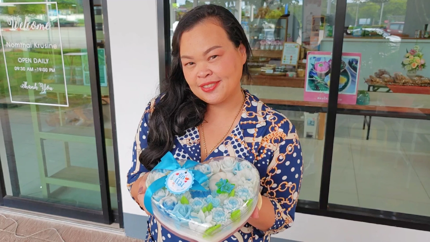 แห่สั่งเพียบ "ขนมรักแม่" พวงมาลัย ขันน้ำ ใบตองกินได้ ขายดีรับวันแม่