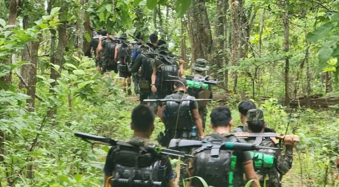 เปิดคลิป! เมียนมา "ทิ้งบอมบ์" หมู่บ้านกะเหรี่ยงคะยา แต่เช้ามืด บาดเจ็บระนาว