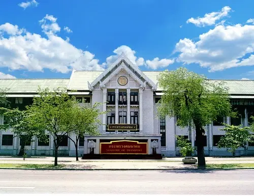 "ศักดิ์สยาม" ปัด "ภูมิใจไทย" ต่อรองเก้าอี้กระทรวงคมนาคม