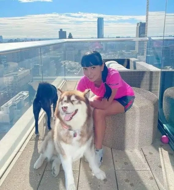 เปิดประวัติ พักตร์พิไล ทวีสิน หรือ "หมออ้อม" ภริยานายกฯ คนใหม่ของไทย 