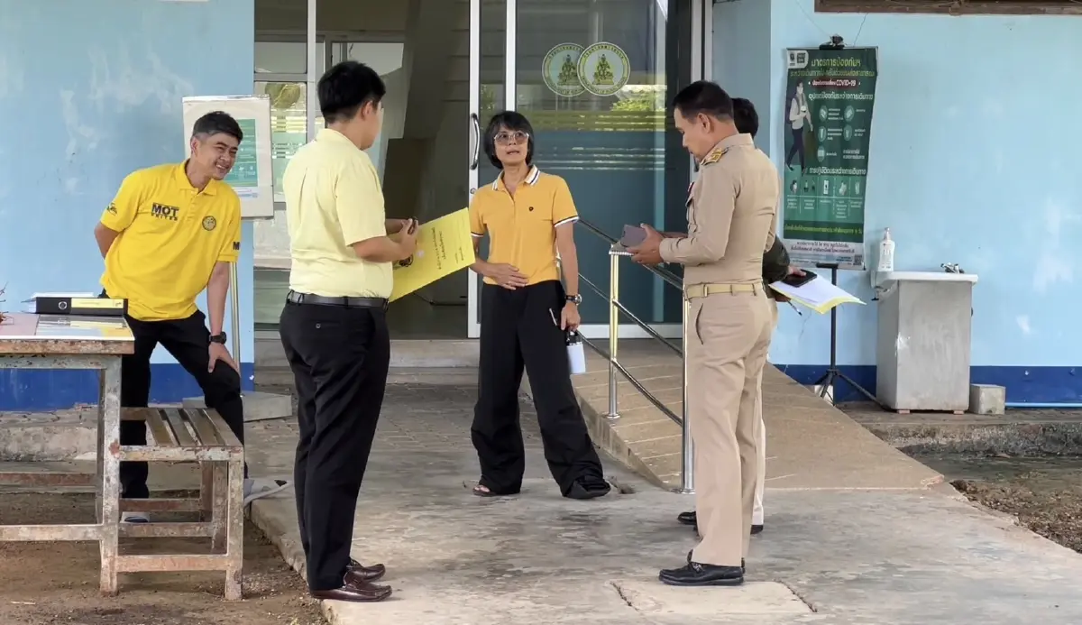 ป.ป.ช.ตรัง ไล่บี้ ทช.ตรัง ปม "ถนนรอบเกาะมุก" งบ 21 ล้าน 4 เดือนพังแล้ว