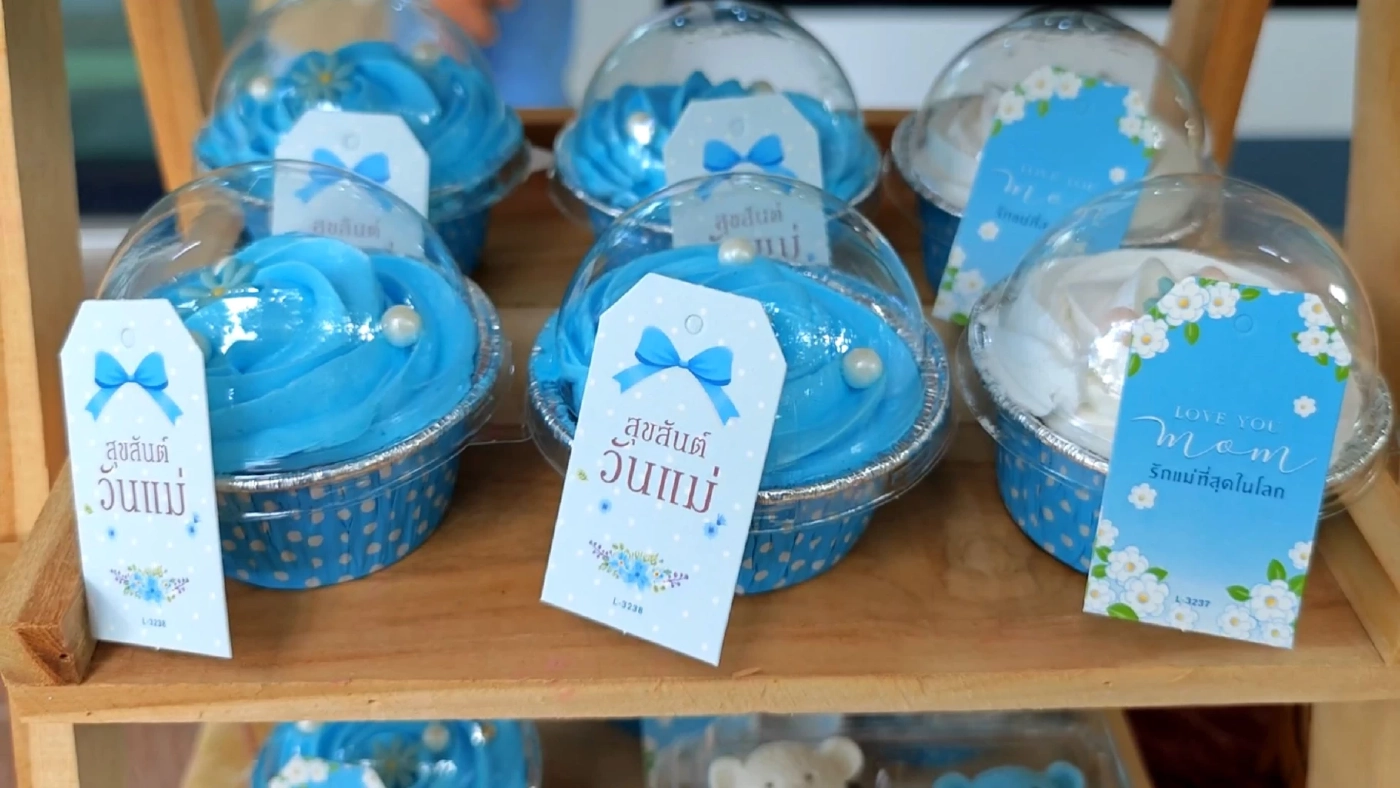 แห่สั่งเพียบ "ขนมรักแม่" พวงมาลัย ขันน้ำ ใบตองกินได้ ขายดีรับวันแม่