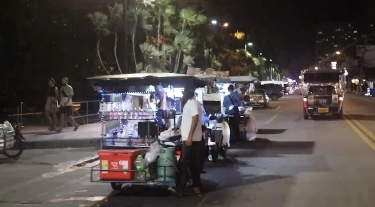 แฉแก๊งผู้ค้ารถพ่วงข้าง - ซาเล้ง นับ 100 คัน ยึดหาดจอมเทียนทำกิน ส่อมีเก็บส่วย