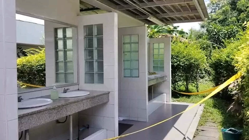 ผงะ! พบทารกถูกคลอดทิ้งห้องน้ำปั๊ม ตามตัวแม่เป็นเด็ก ม.1 ที่มากับคณะทัวร์