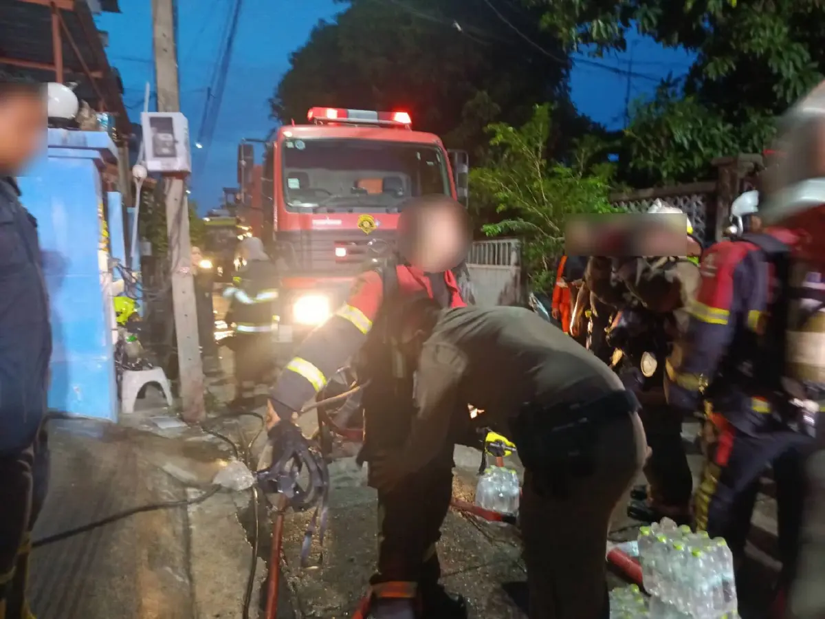 ผกก.แจง ตำรวจทำตามคำขอ ตรวจเช็ก จนท.ดับเพลิง หลังไฟไหม้ของหายกว่า 10 ล้านบาท