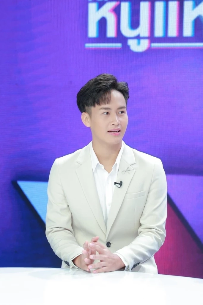 “ต้าวหยอง” จากแดนเซอร์หน้าฮ่านสู่ขวัญใจแม่ยก ได้พวงมาลัยคืนละเป็นล้าน