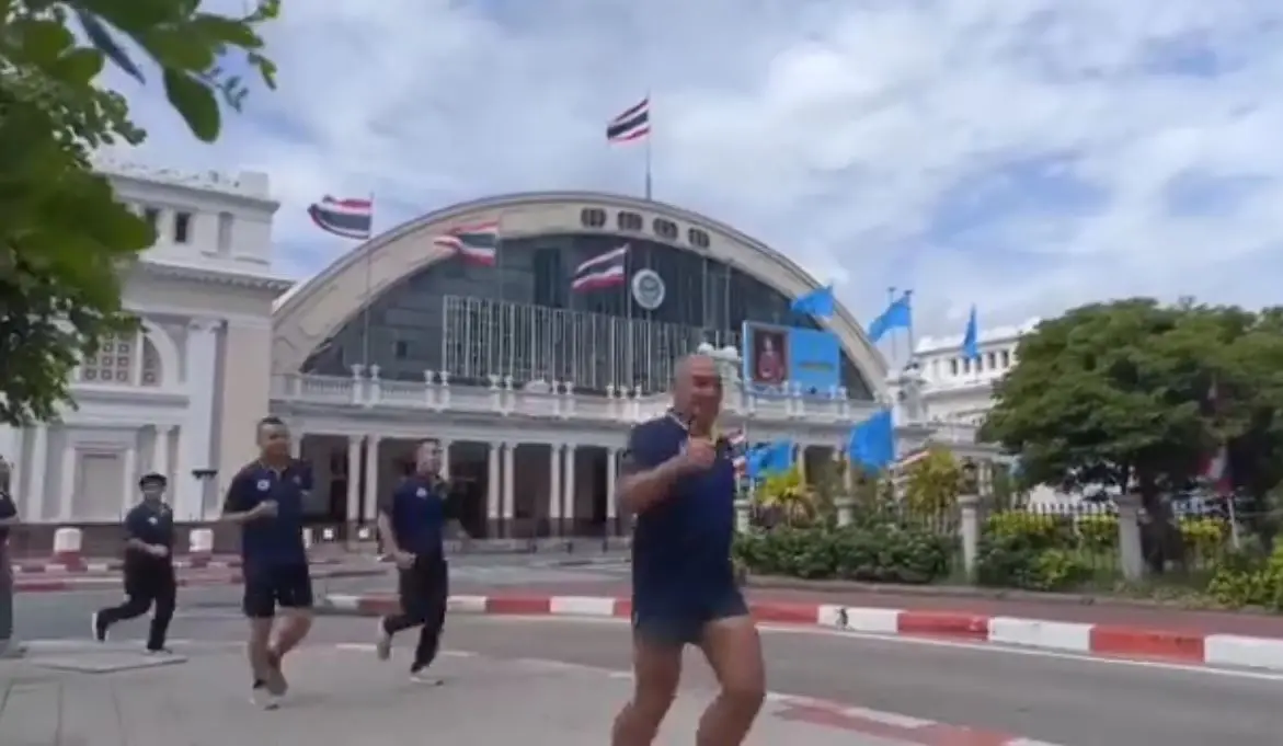 กิจกรรมเดิน-วิ่งสะสมระยะทาง 72 กม.-72 ปีตำรวจรถไฟ ให้บริการประชาชน