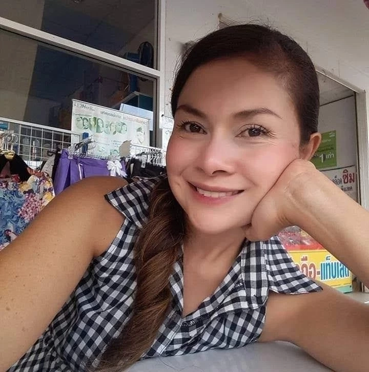 รู้จัก 'เจี๊ยบ กนกพร' สู้มะเร็งระยะ 3 จากนักร้องไร้งาน สู่วันที่ถูกหวย6ล้าน!