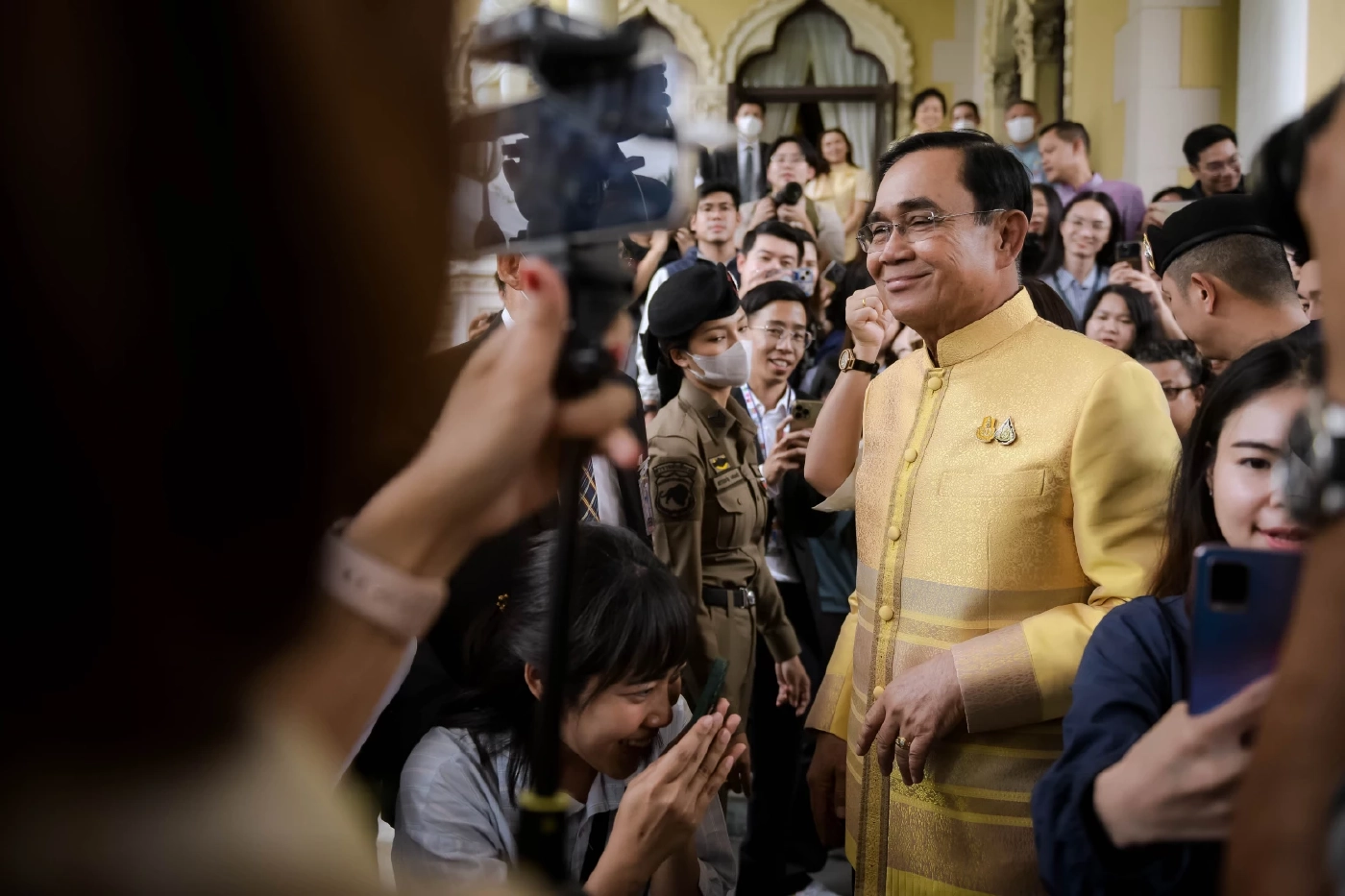 พล.อ.ประยุทธ์ อำลาสื่อฯ ส่งท้ายครม. ปัดตอบเตรียมรับงานใหญ่กว่าเดิม