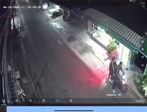 "กัน จอมพลัง"บุกโรงพัก สาวร้องแก๊งบางพลี ฟาดพี่ชายตาบอด ตร.เต้นออกหมายจับ