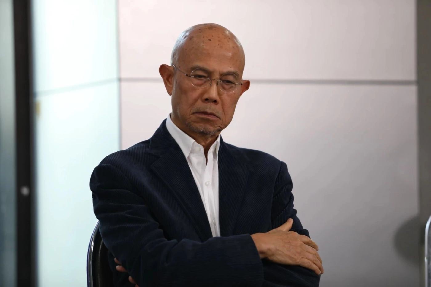 โซเชียลแห่ส่อง หลัง "วิโรจน์" ทวิต 2 เพลงสุดโดนใจชาวเน็ต สื่อถึงใครหรือไม่ ?