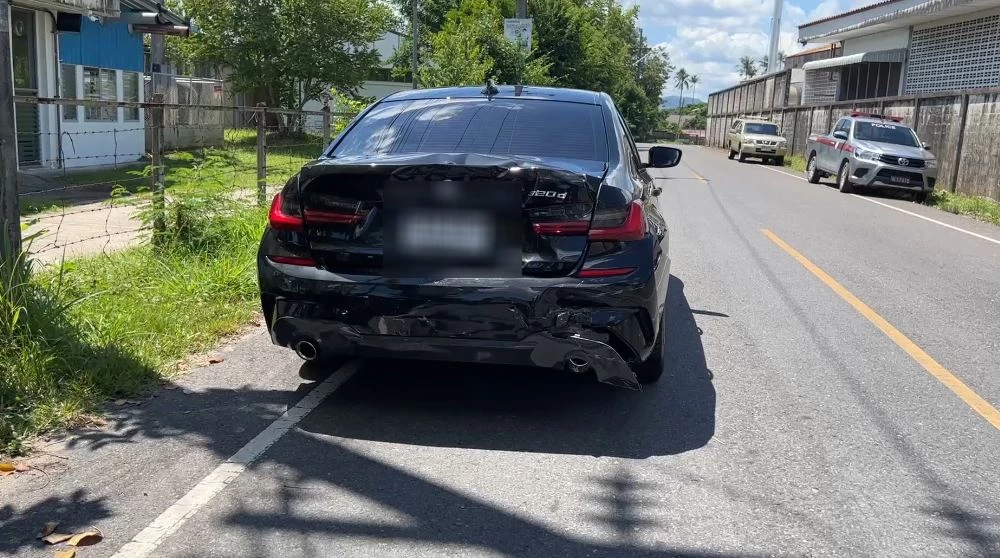 รถบัสทัศนศึกษา เบรกไม่อยู่ชนท้ายเก๋งและรถบรรทุก นักเรียนเจ็บ 7 คน