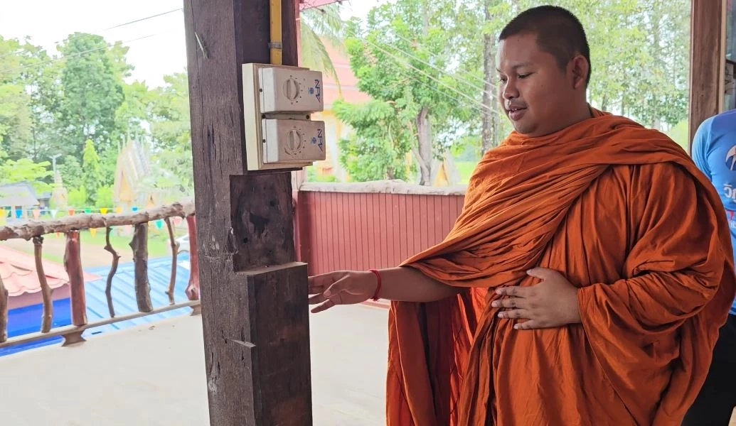 เณรผวากุฏิสุดเฮี้ยน ได้ยินเสียงผู้หญิงดังมาจากเสาตกน้ำมัน อายุ 100 ปี