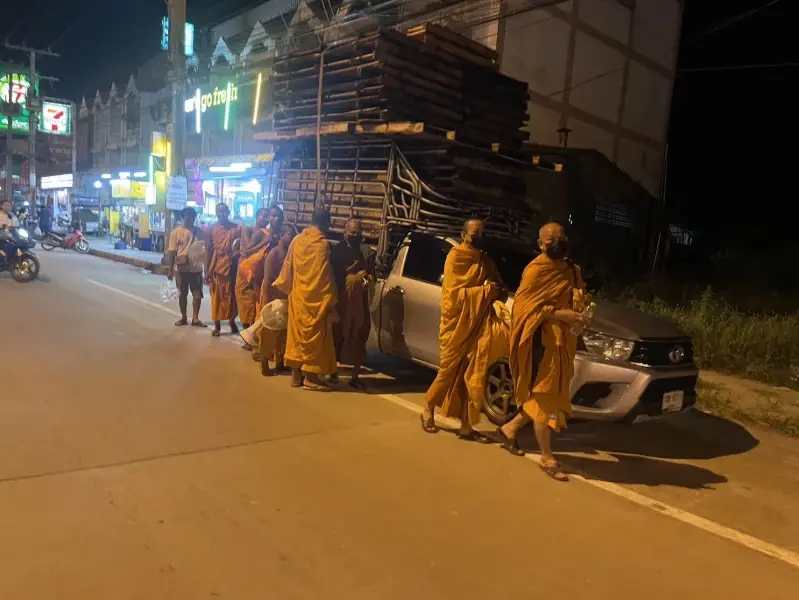 "พระพยอม" ชี้อยู่ดี ๆ ไล่ "พระ - เณร" ออกจากวัดได้ ต้องสอบสวนก่อนตามขั้นตอน