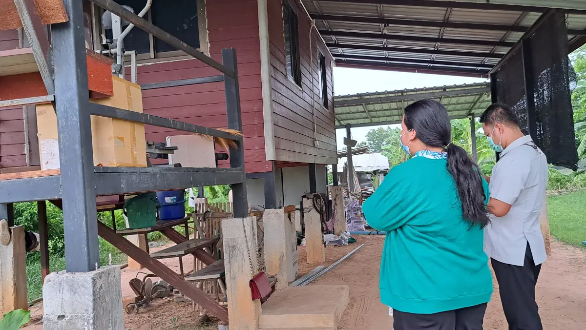 ชาวบ้านเตือนภัย โจรสาวสวยมือไว ก่อเหตุลักทรัพย์ไม่เว้นตะปูเก่า - ซอสปรุงรส