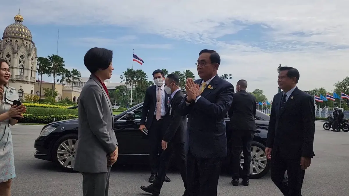 นายกฯ เข้าทำเนียบวันสุดท้าย แต่ยังคงปฏิบัติหน้าที่ จนกว่าจะได้รัฐบาลชุดใหม่เข้ามา