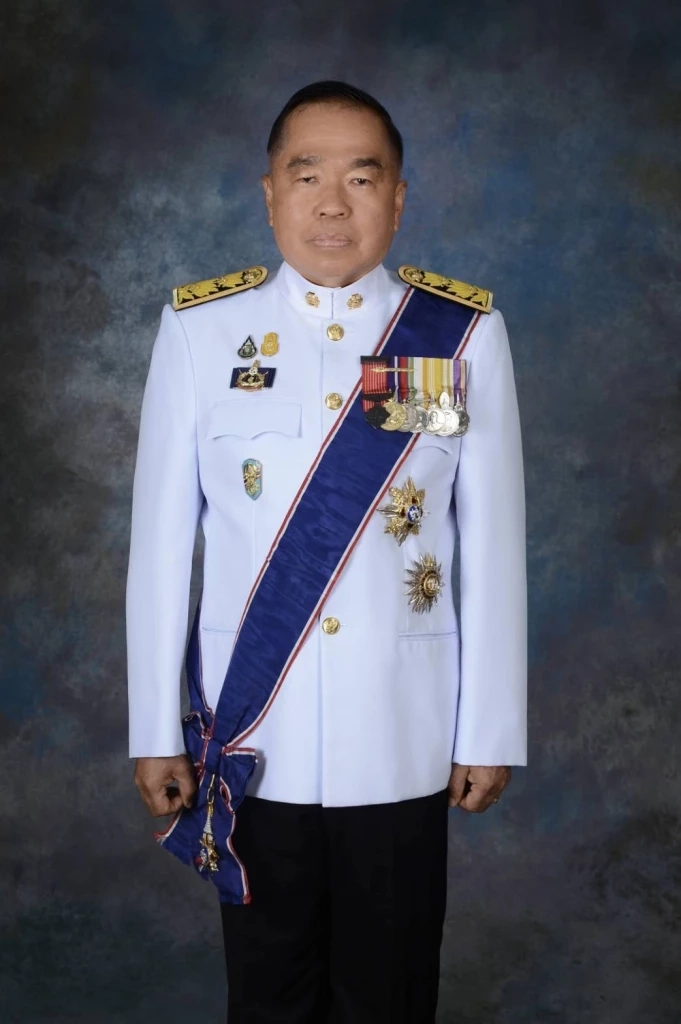  &quot;พล.อ.ณัฐพล นาคพาณิชย์&quot; อดีตเลขาธิการสภาความมั่นคงแห่งชาติ (สมช.) จะเข้ามาเป็น รมว.กลาโหม