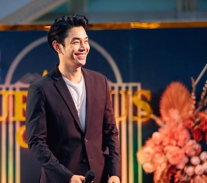 อาร์ต พศุตม์ เคลียร์ชัดปม ดาราสลิ่ม  ลั่น!ประชาธิปไตยมีสิทธิ์เห็นต่าง