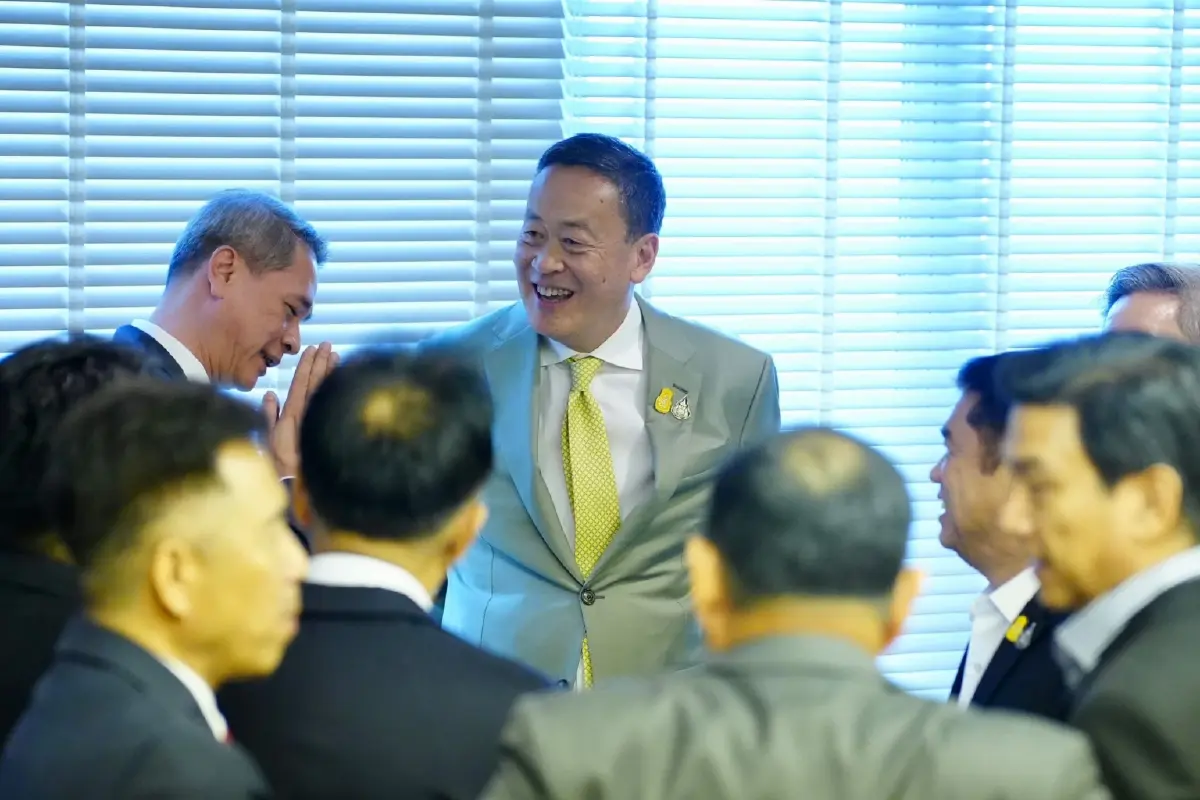 เศรษฐา หารือ 8 สายการบิน รับนักท่องเที่ยวไฮซีซั่น ชงแผนเปิดฟรีวีซ่า