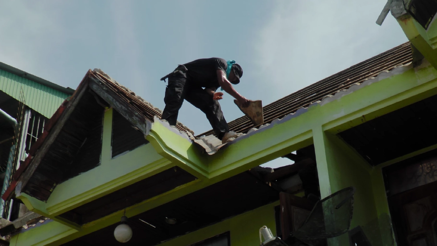 ทหารทัพภาค 4 เร่งซ่อมบ้านมูโน๊ะ เหตุ"โกดังพลุระเบิด" 682 หลัง เสียหาย 50 ล้าน