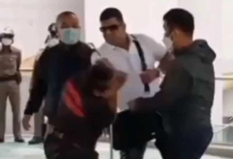 &quot;เค ร้อยล้าน&quot; บุกตบ &quot;ป้าเป้า&quot;