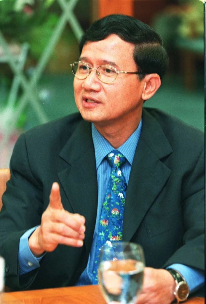 "กลาโหม" สำคัญไฉน? เมื่อ "พลเรือน" นั่งเก้าอี้รัฐมนตรี คุม "เหล่าทัพ"